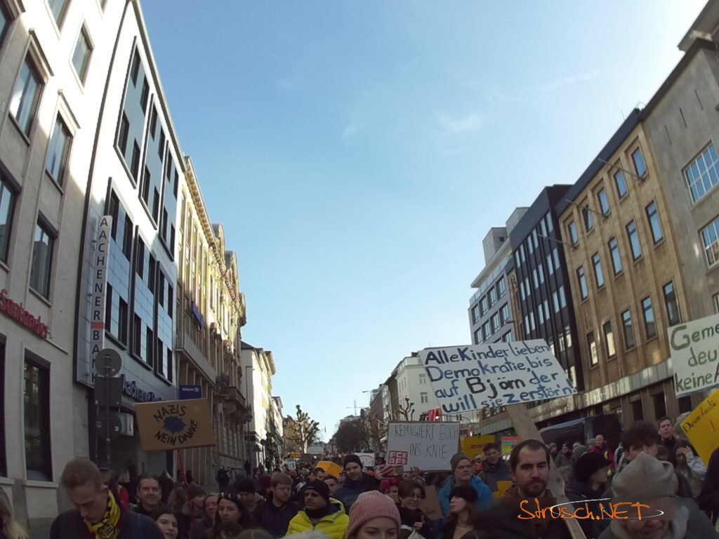20000 Demonstrant*innen gegen Rechts in Aachen!